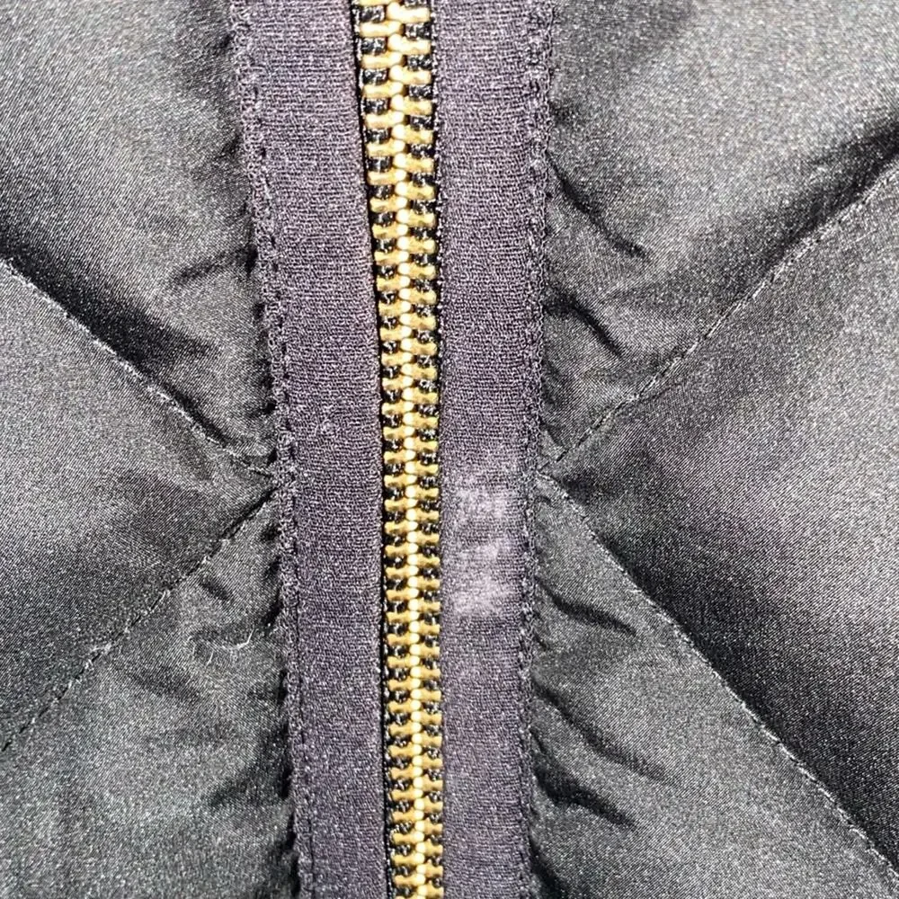 J.Crew Black Diamond Down Quilted Puffer Vest XS‎ Gold Snap Zip Front